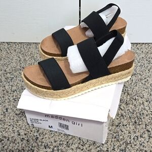 🆕️ Madden Girl Cassie Sandals